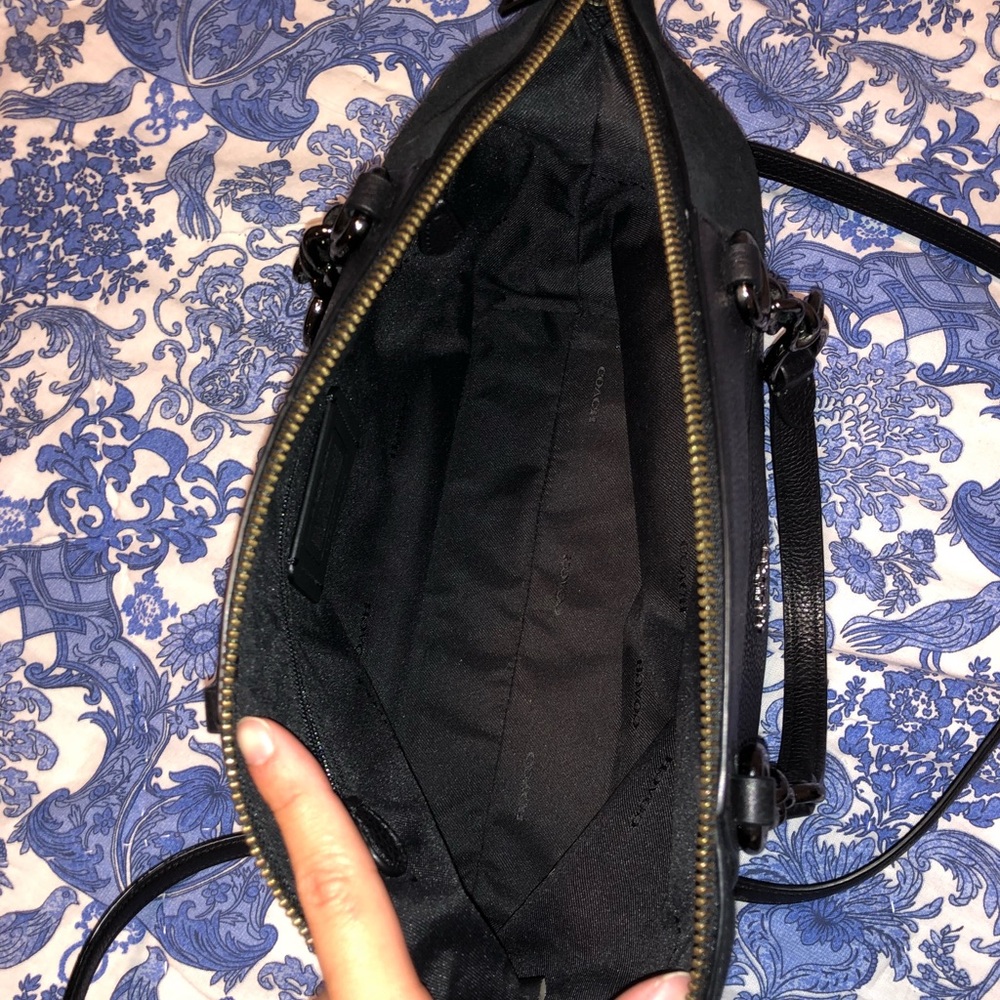 Purse - Picture 4 of 5